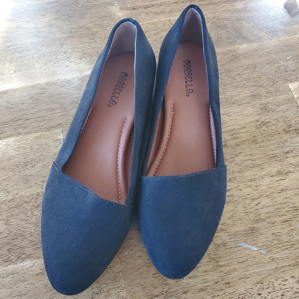 Marbella Black Flats Size 9M - Like New!